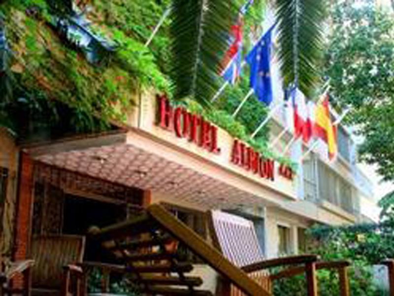 Hotel Albion Аяччо Экстерьер фото
